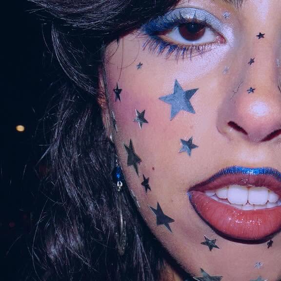 Starry Eyed, photo 1